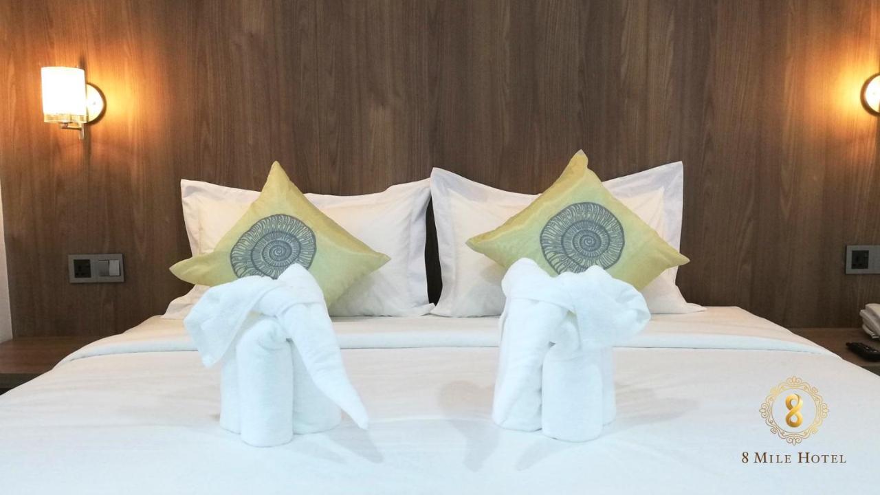 8 Mile Hotel Yangon Eksteriør bilde